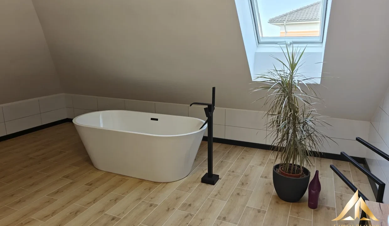 0955b2dcecbf7b7c2cd70ed5848a5