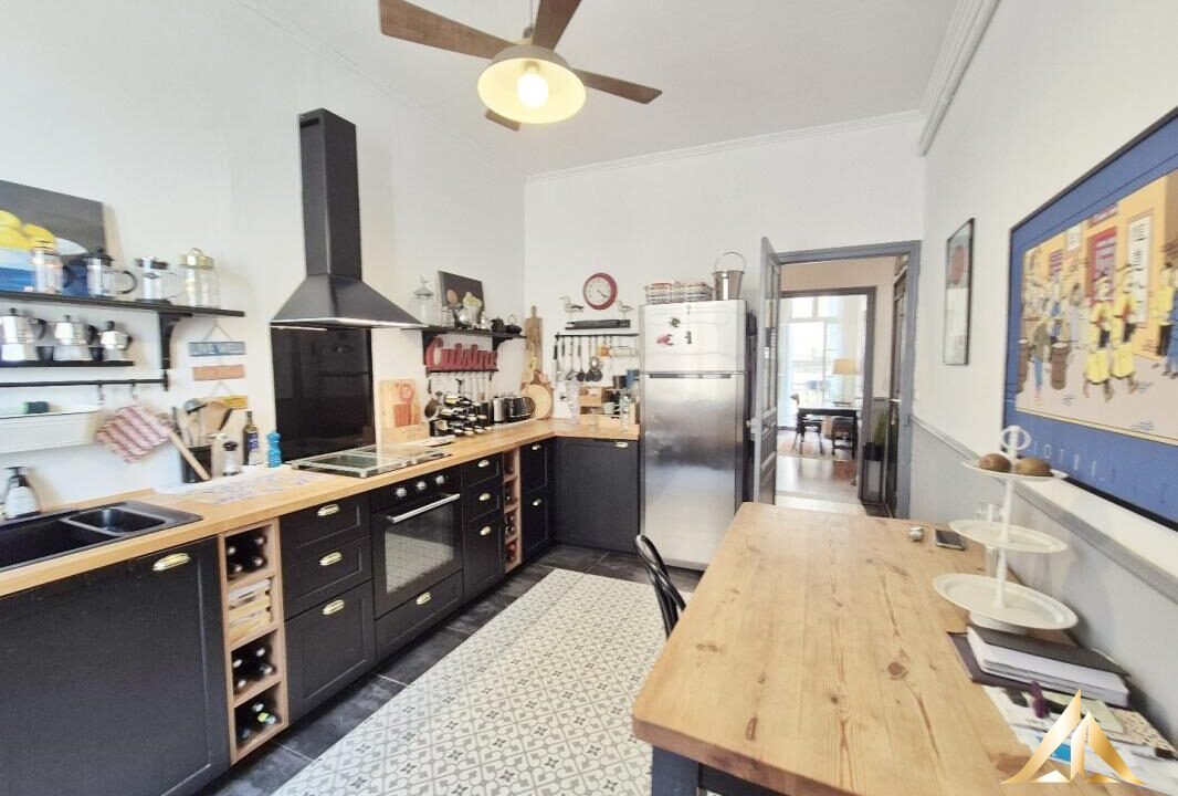 18285fdb65af409f-image-7