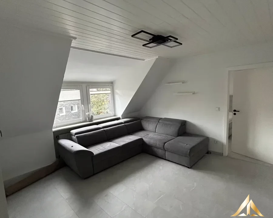 32591b7dd09cd607a3a32815d3a03