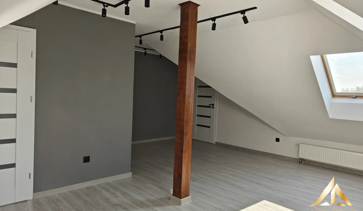 4ec4127f0c376e5bc4c563c715420