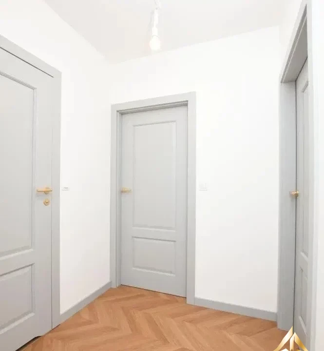 533e53018bcbcedf27b2dc40f3855