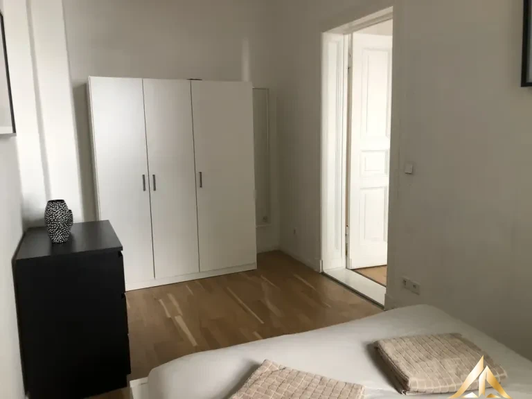 5b6ead282819528d098e75f0d81ed8f36b499e0d