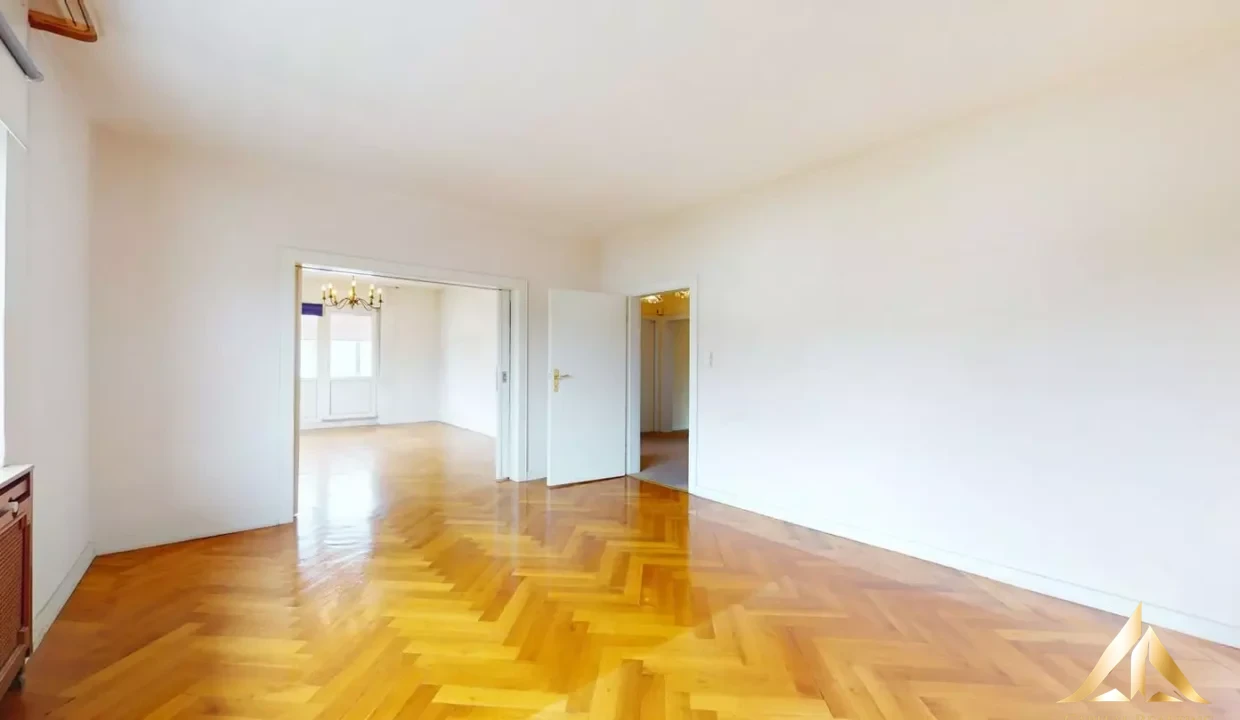 6b2ae034-eee7-45ed-ab19-711fb0346f81