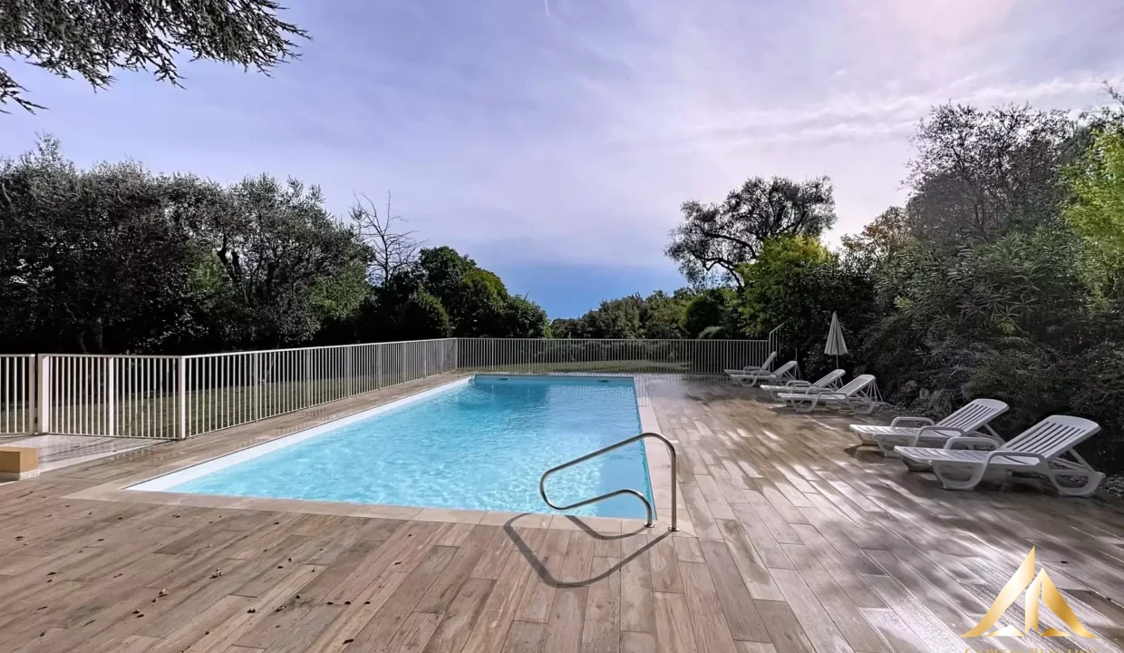 7ddc890bf0aec01b1c0032c5db532ca2