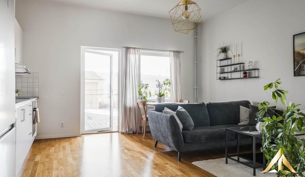 MED63121E04B34441E8A44042D81489C792_w1900h1900max