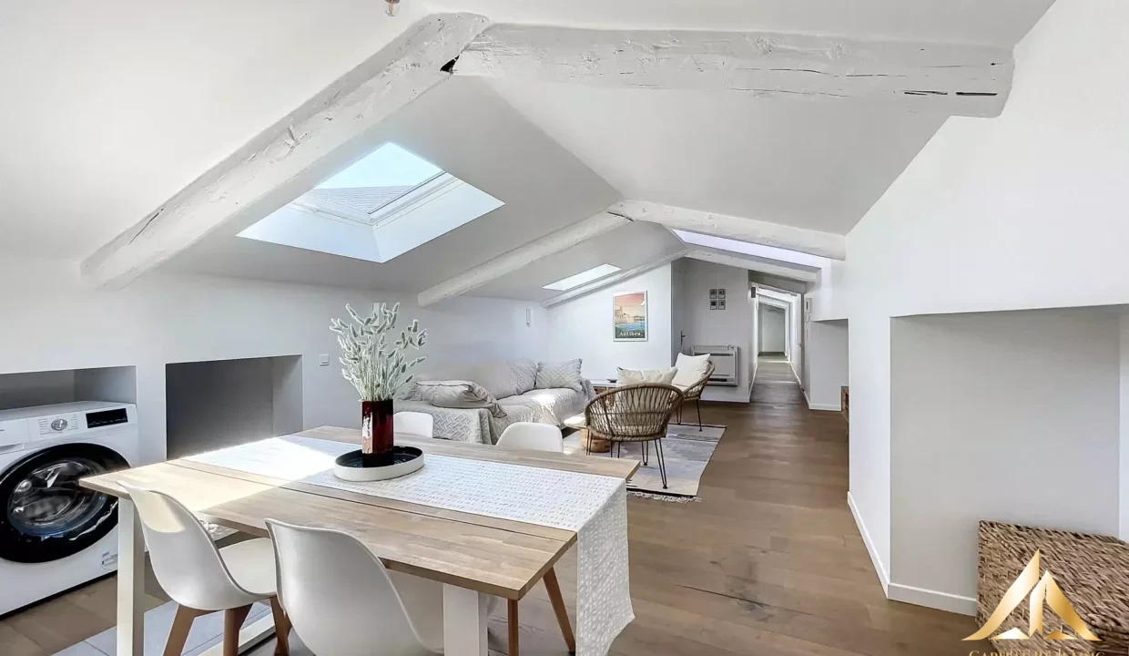 a373374deec93c6f9a4ff85c4e208917 (1)