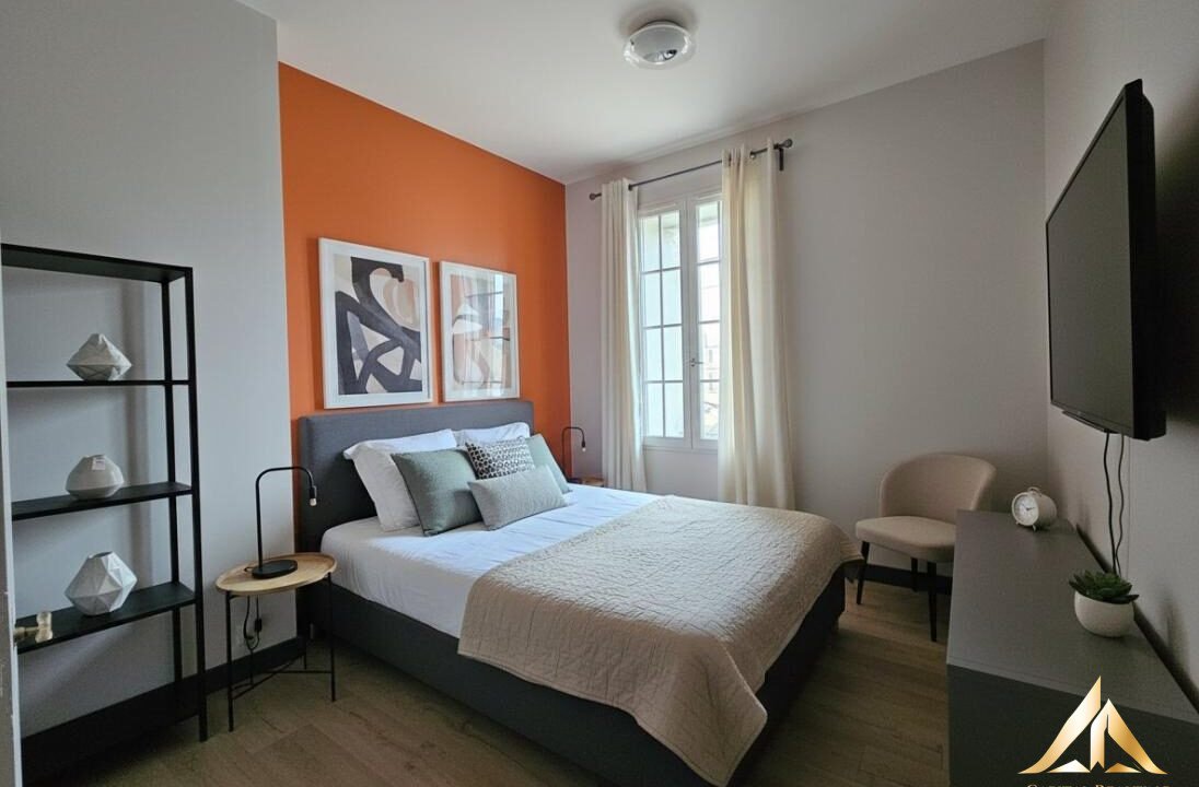 acc053f9cd384bc9-image-2