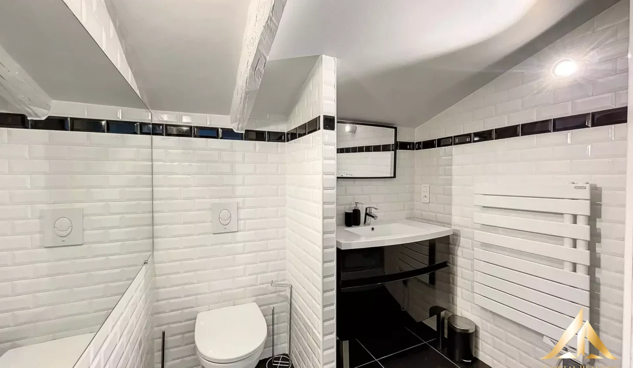 b5139cfc2934e0443a11e2f44e1cf45e