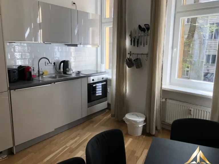 c0c0eece824d43517f841f7bf732eb9c25dcc11b