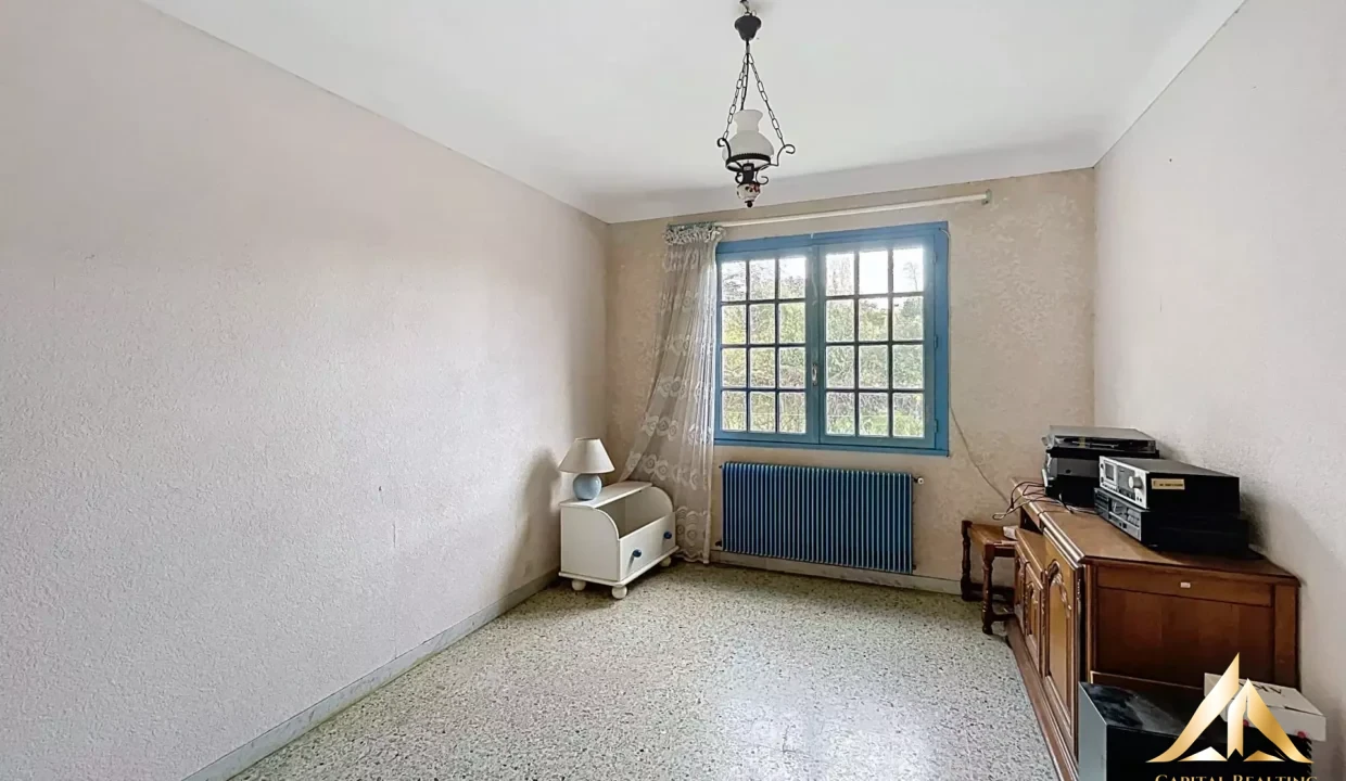 c102076bdc994918a643d98ad5813fc2