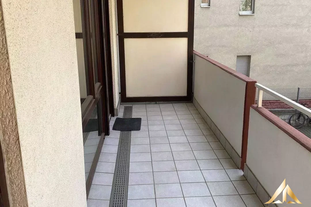 e8cf8c3f-f05a-43d5-b328-e0ed397d0ced