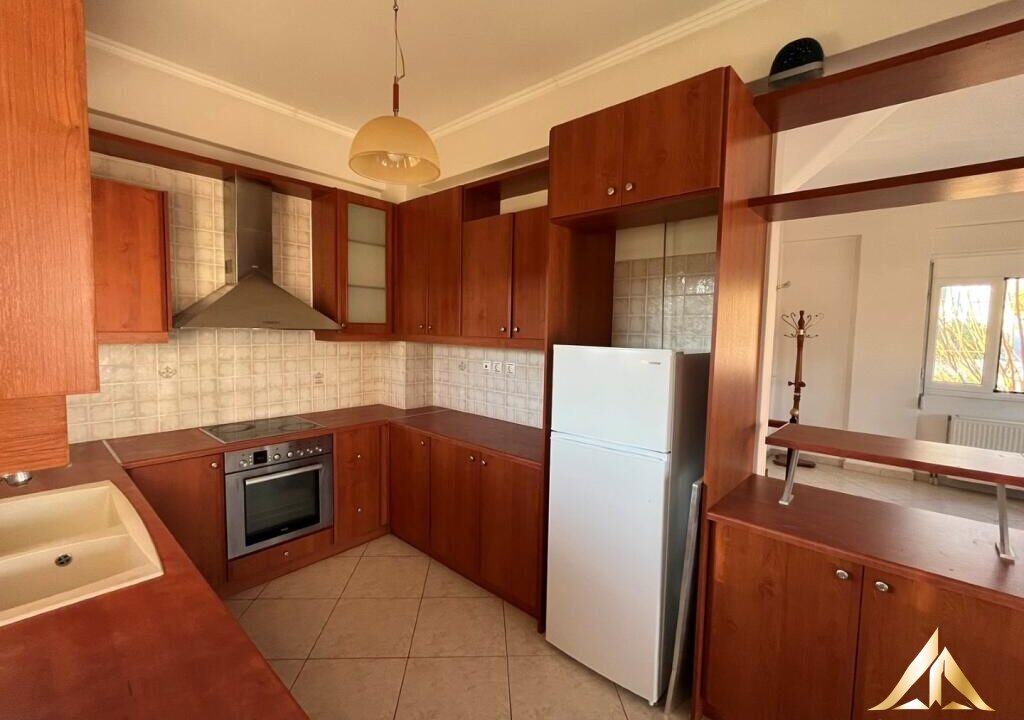 f75de2515477650ba940de34a53494e0