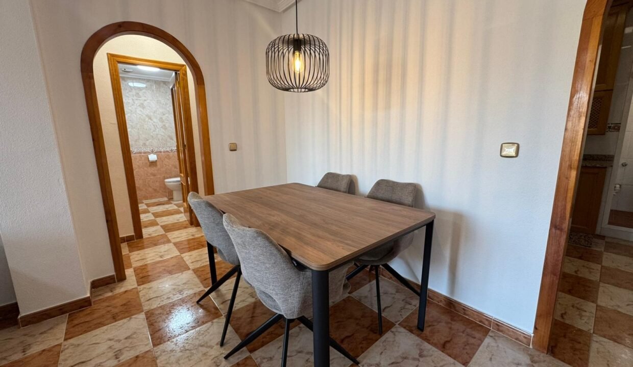 024e94f6c697e32681dada9d3034246504dd930f