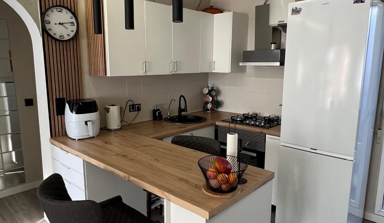 02ebeca3fc0925d8f61851bac7ca905759db738e