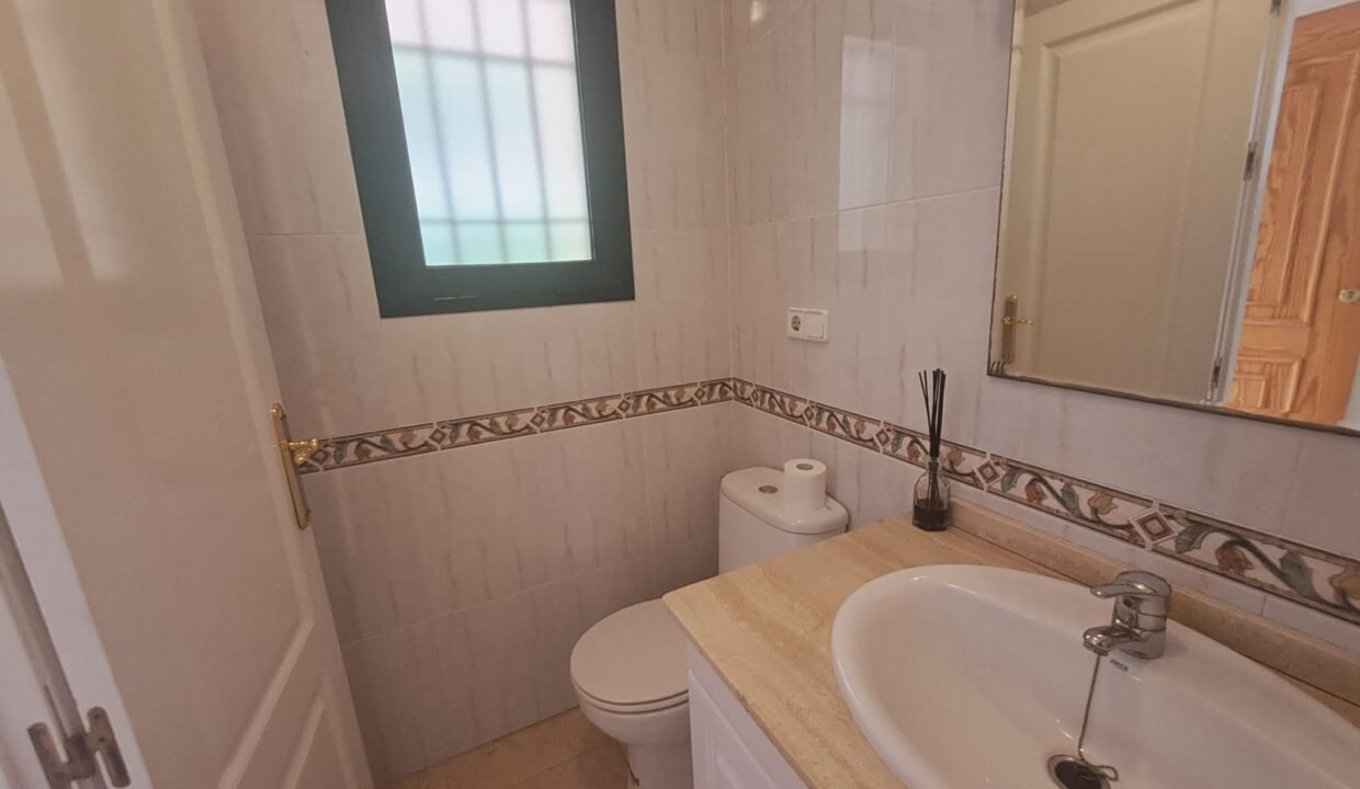 04b4606054bdcdc43a1ff9637f43ff5291efe419