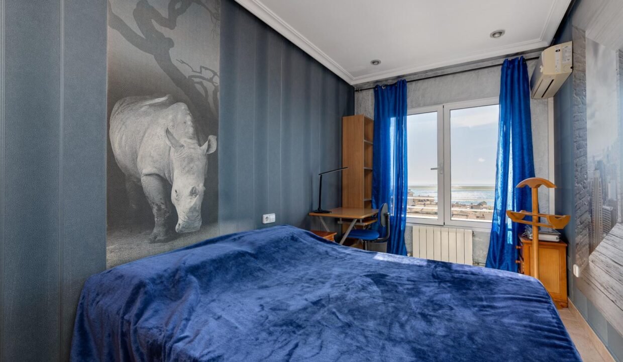 0MauaRZZlvBa_1729769076-fullHD