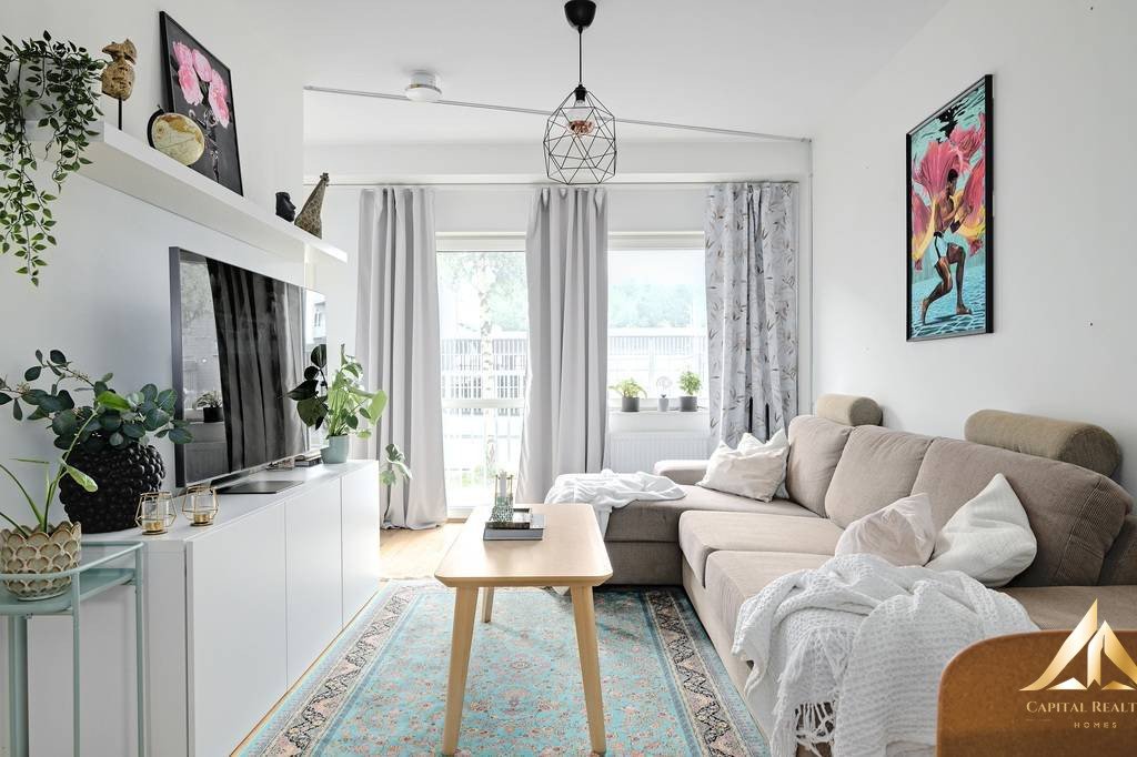 0b83c93d98a955e56284b5d2954a332b