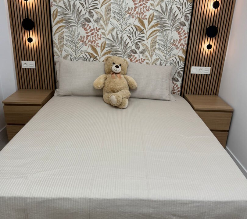 0pr8HI5jJBt3_1734018068-fullHD