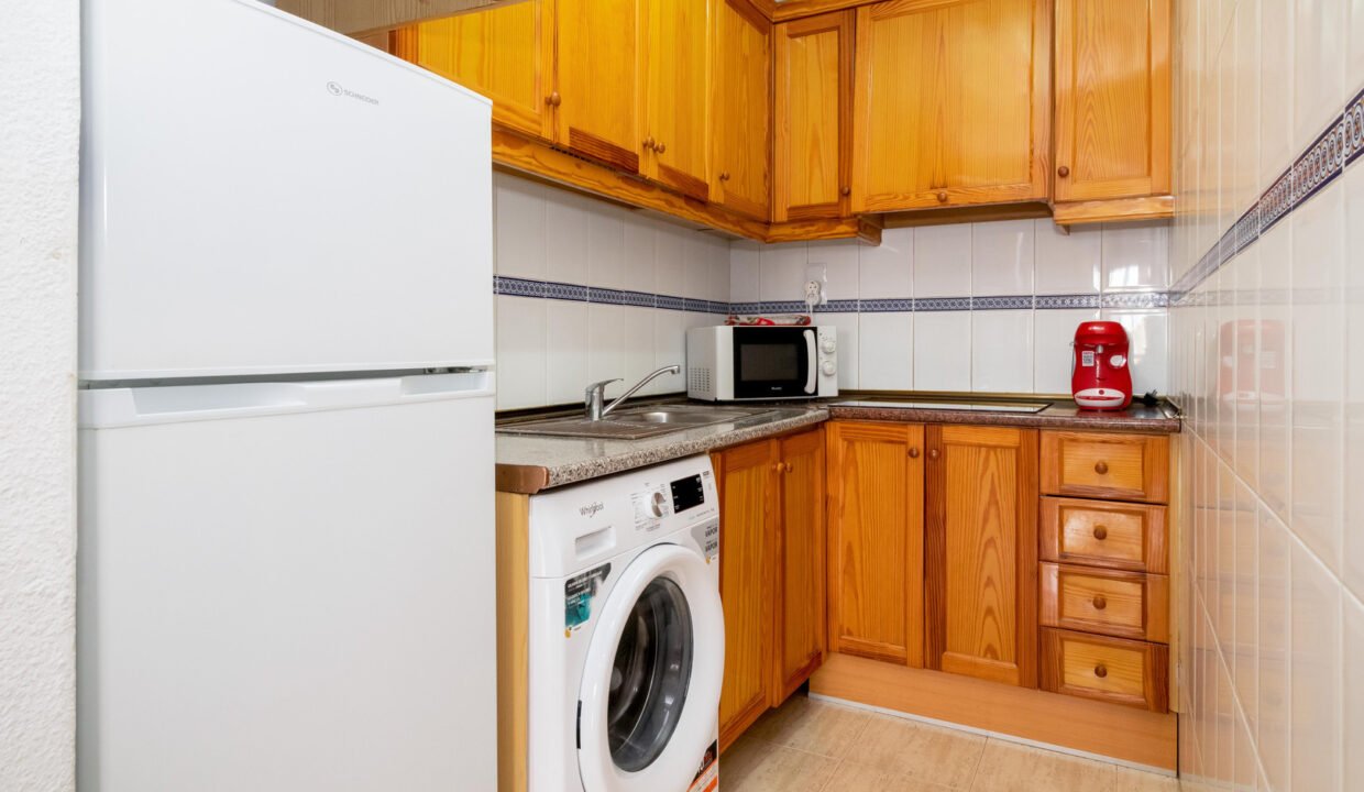 0yYRJcGVpEWo_1739449098-fullHD