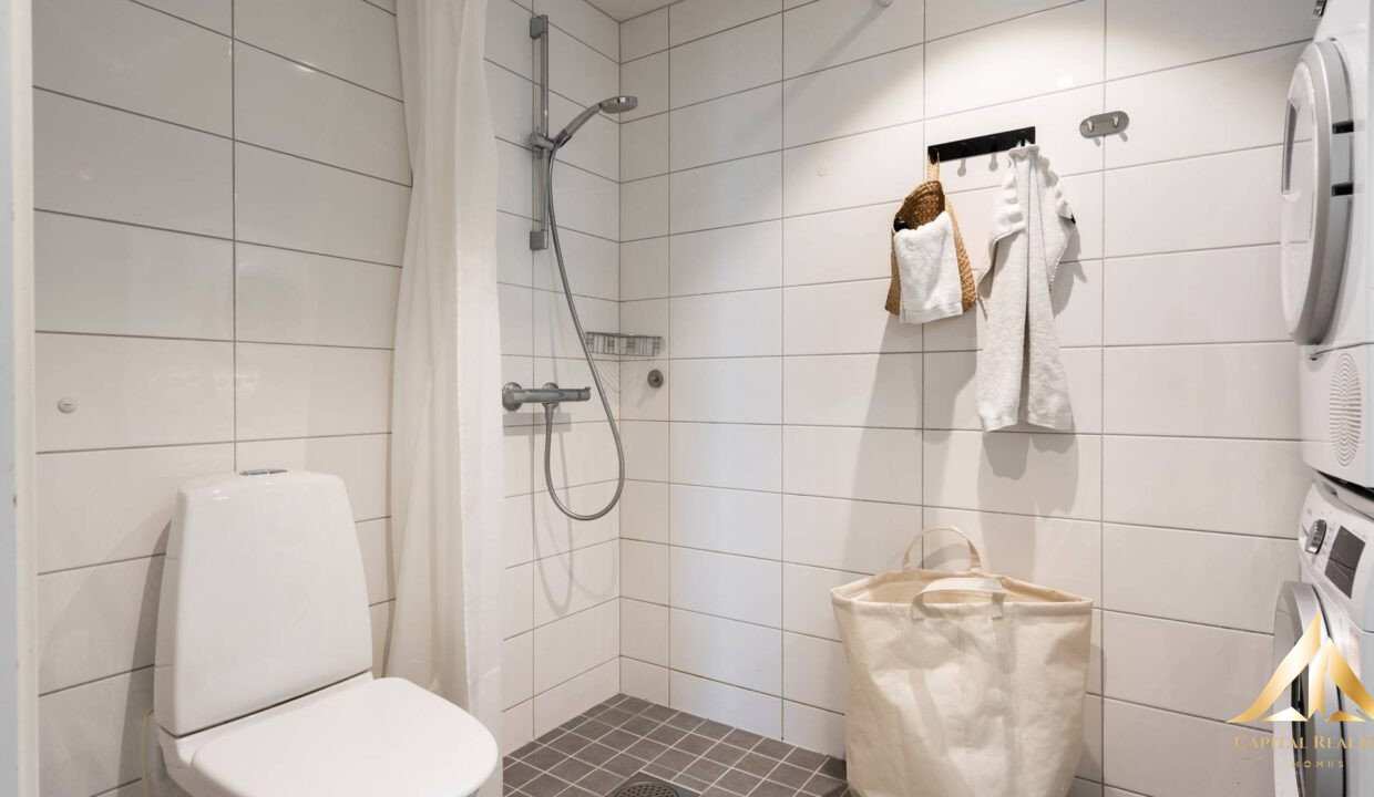 1452c4522d79cfcf6d7cf4a2322307f6