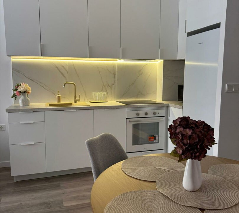 1KjQH2xwoZLX_1721212661-fullHD