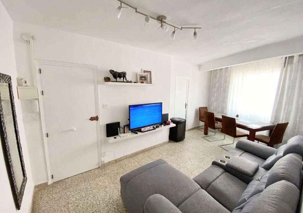 1mMtCV1vwMQz_1682685260-fullHD