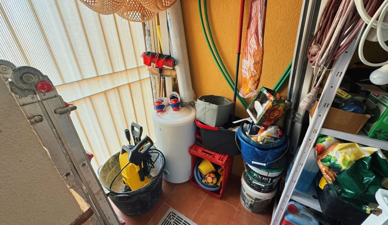 2098b3d80ddb6d9def1d0a38deebb6a091547375