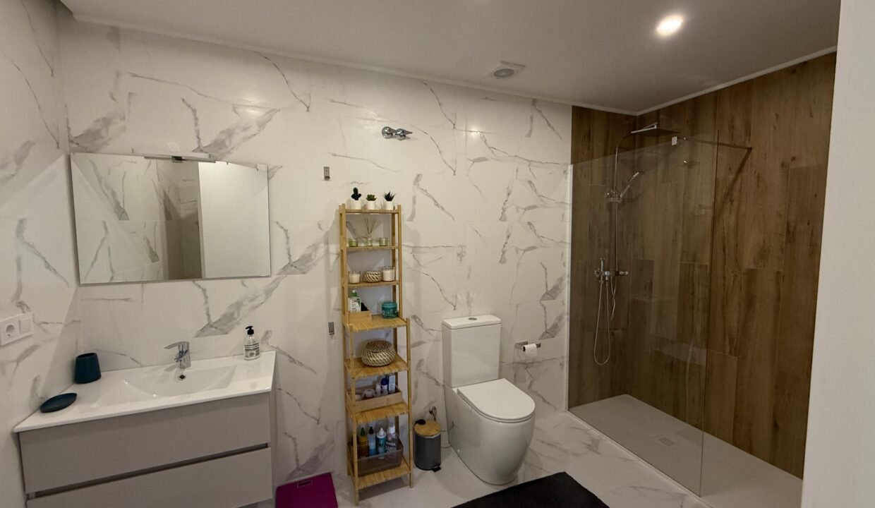 2f355031227fc0681ee463422f217ab5732d8b6b