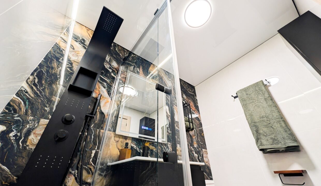 2f7ae1acf8584a581d0f2c205f6e56ad54d8a6f1