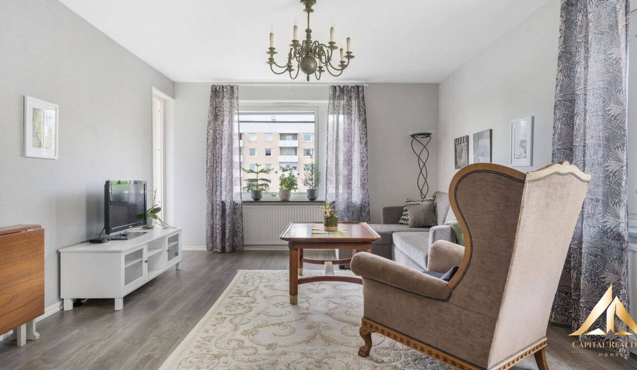 36580351f5d22bd6e07b7c8713f9e8df