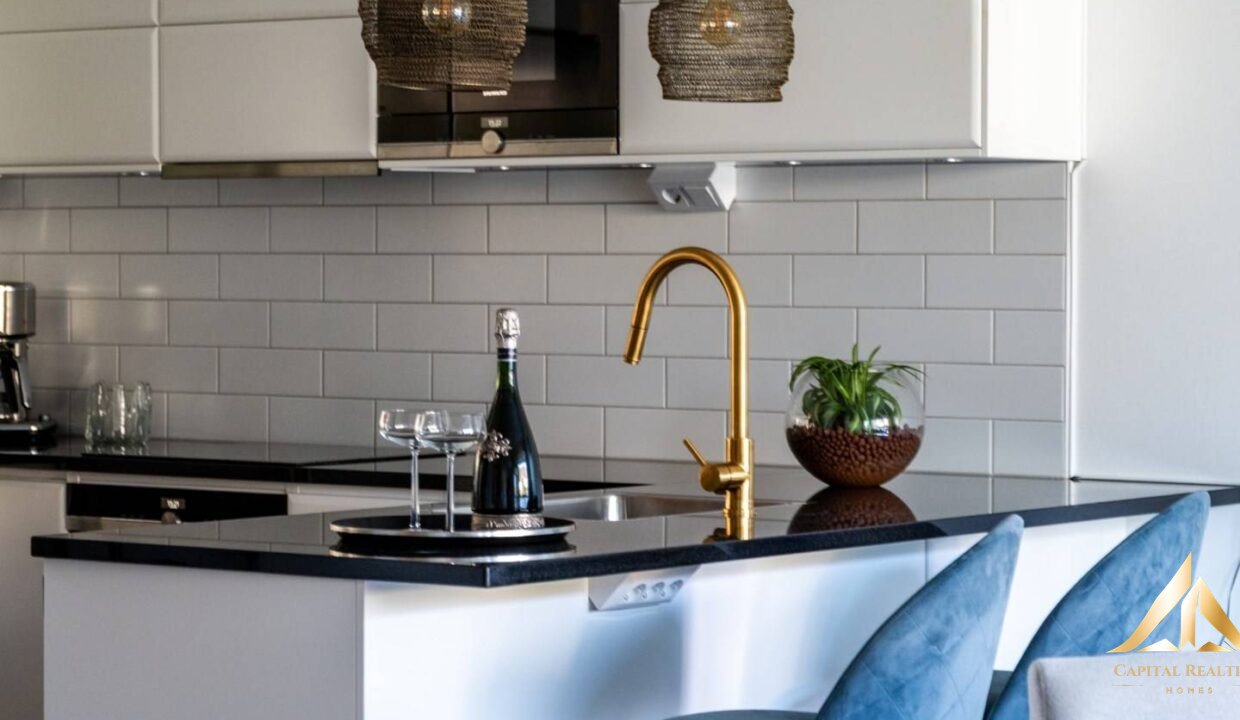 3a03954d722a4a996bf8bc41b63ad4f2