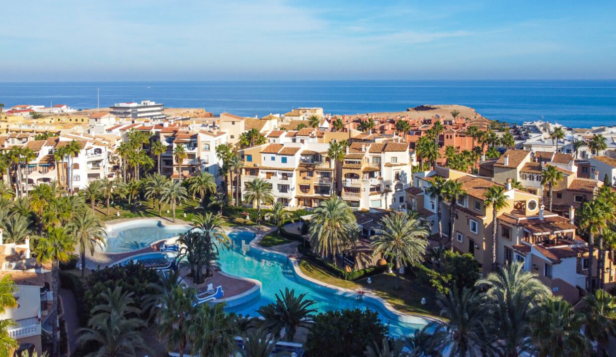 47eXczrCz6D_1717768569-fullHD