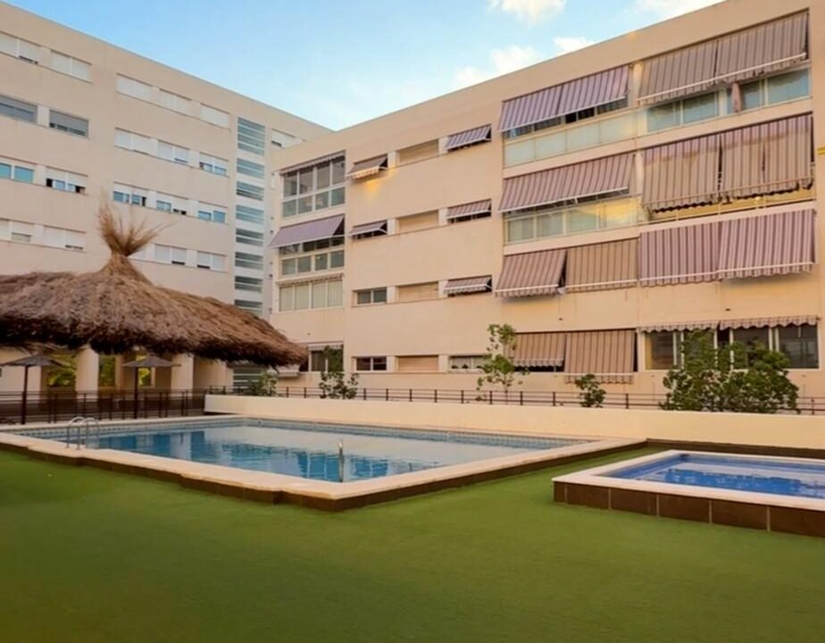 4f24c3d3aef114cee5343b2696eadc77b5265074