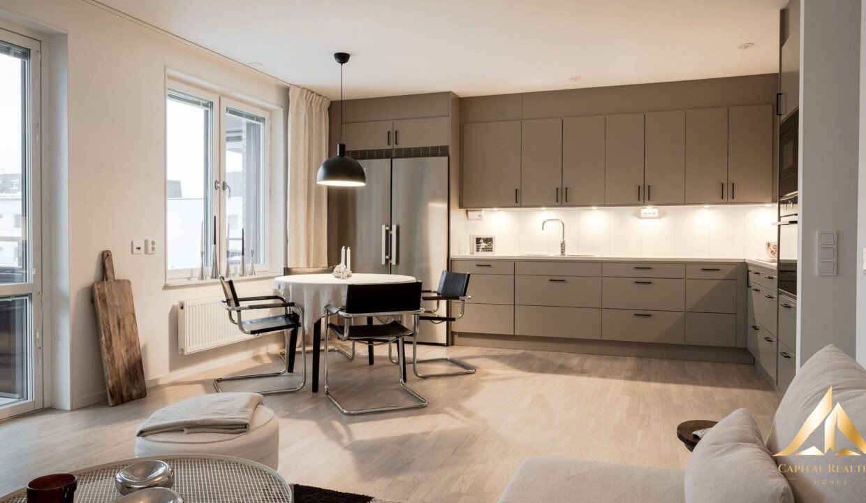 51ce03d9f83e16b28a97f645a0d97682