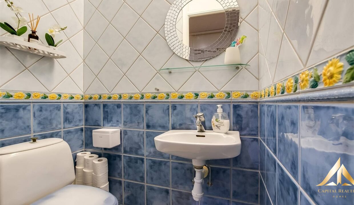 5c5b1b3eea9601088d1cf4dd8f745d01