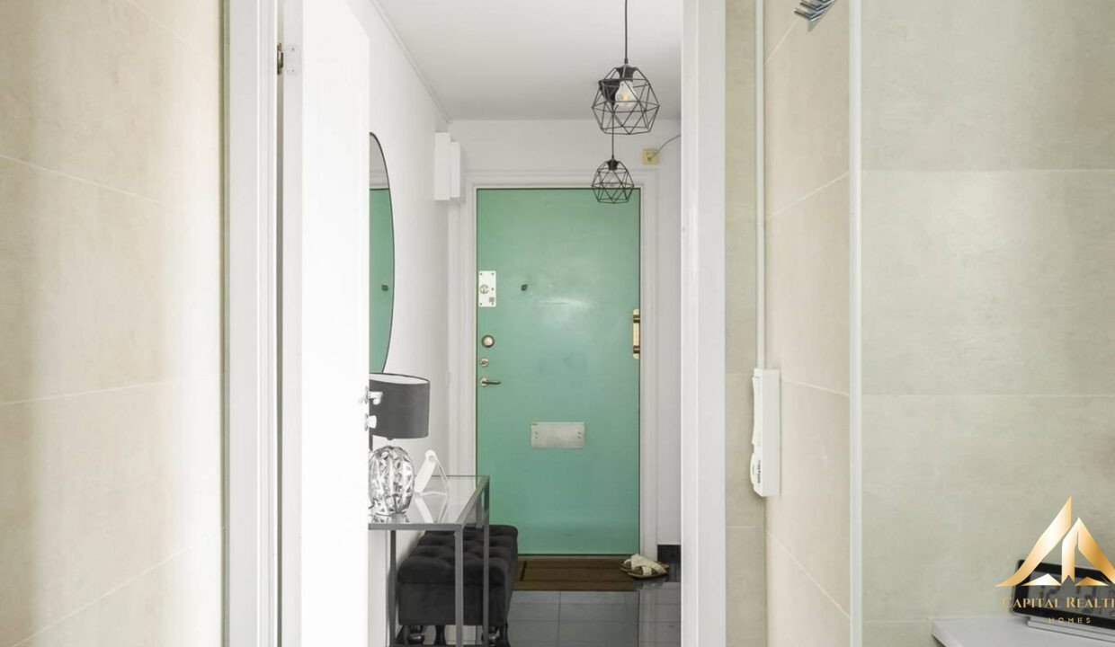 5d821981a078f62ad712a44aeae482de