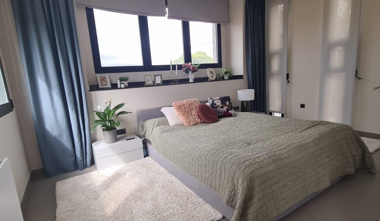 5gLWd3eYs_9e_1732889817-fullHD