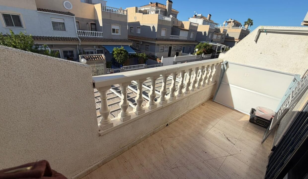 65345809896f3fced632e3f1057d3d46a2ad63c7