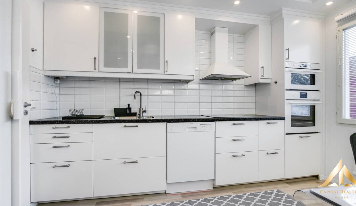 690827ffb62a21b3b4a65d8f2e1ffe8f