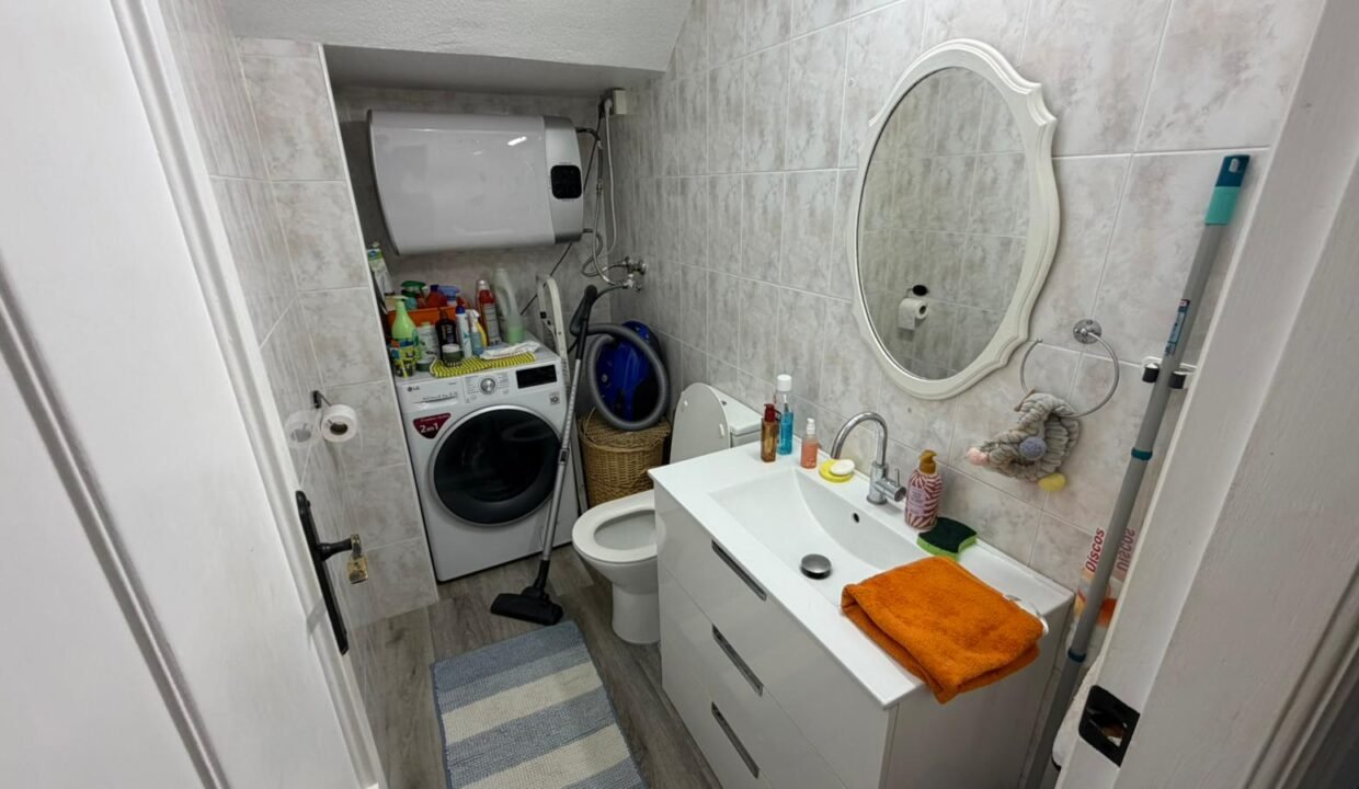 6d2ff0b8d1cce54b15417aaad1b52add26dea9e6