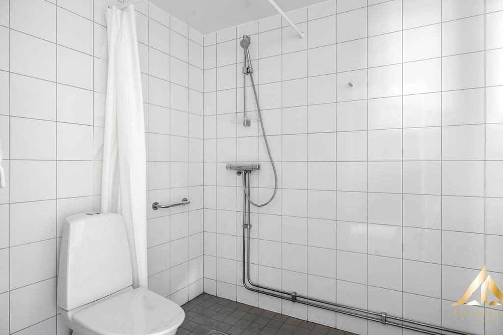 786886697906a620e0139f60b1a8b381