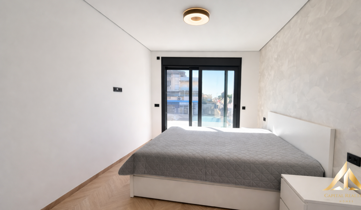 7AC38AFD-88E3-4DBD-9D0B-BD9BD163F2DA