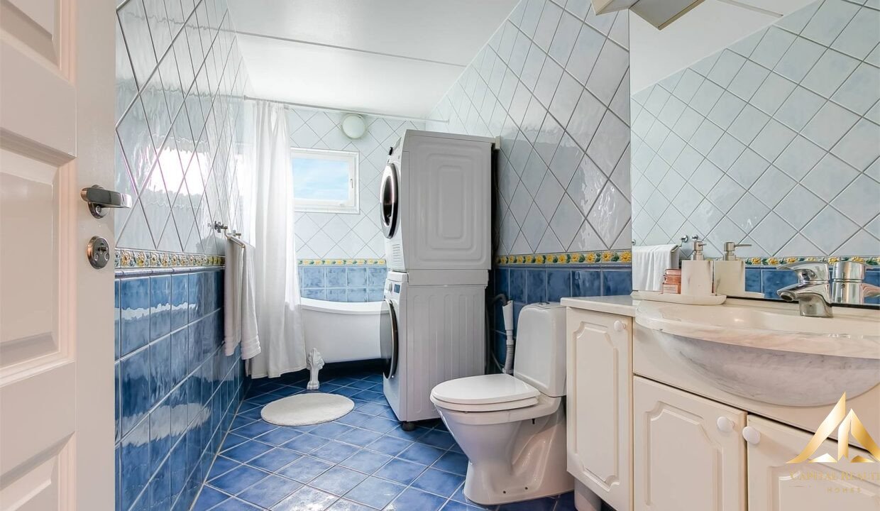 807044a099e56077b3ff87b1713ecc55