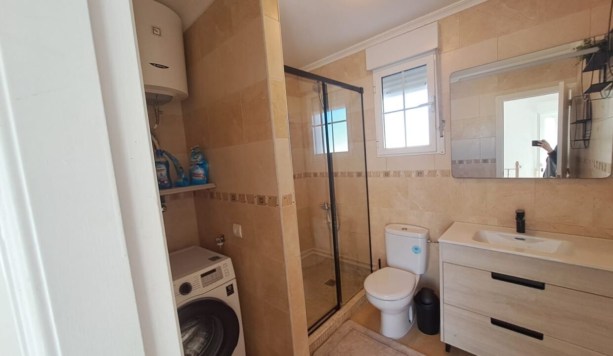 8433645913a2f0107d2e47f06c94bd0e48ae308c