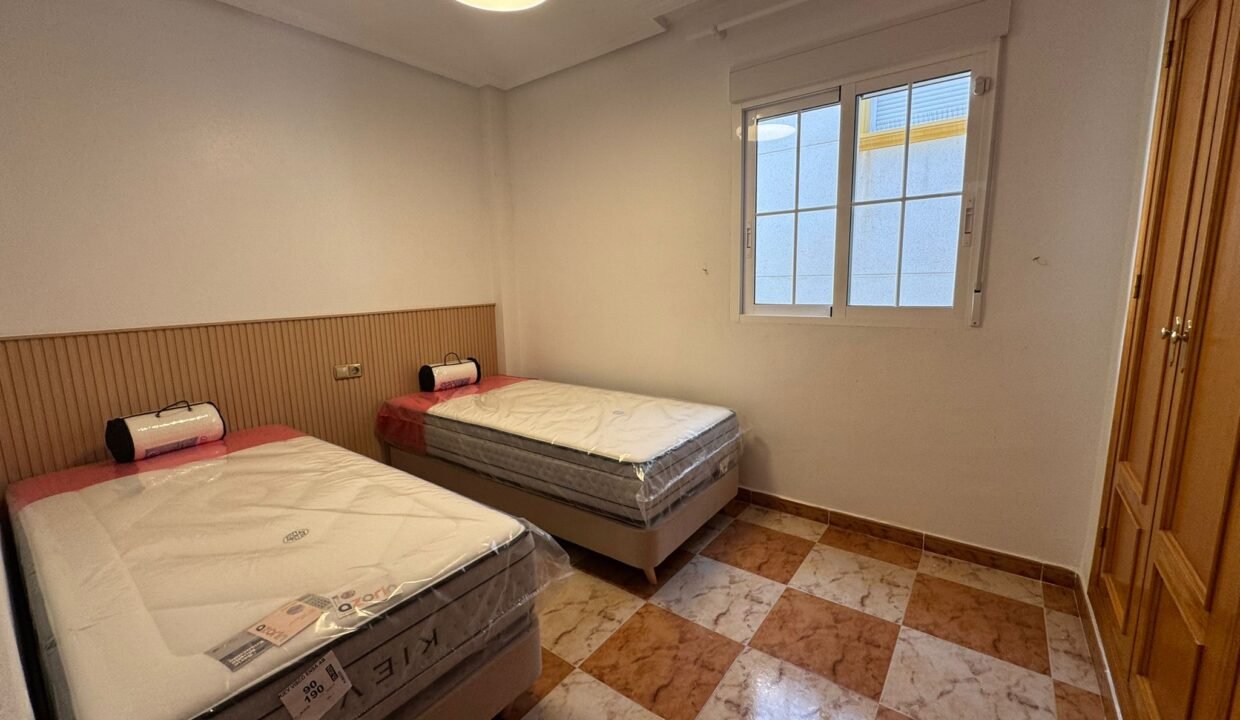 8509c308456cb2fc201d136602964cd6553da572