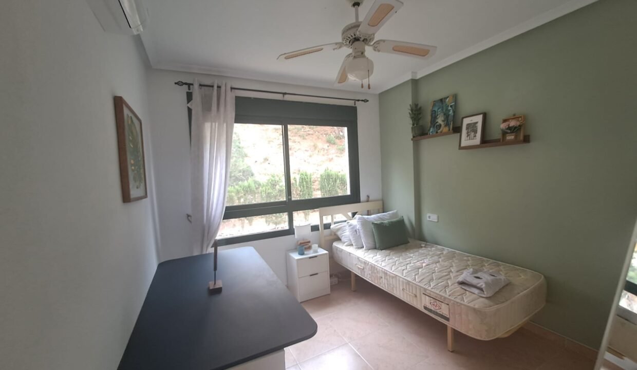 87dfae994fb808ac7c24451b1a2e3c3e908569a6