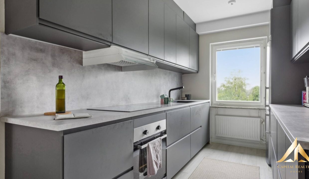 8ae34e926d27c62124b284e9560e43d7