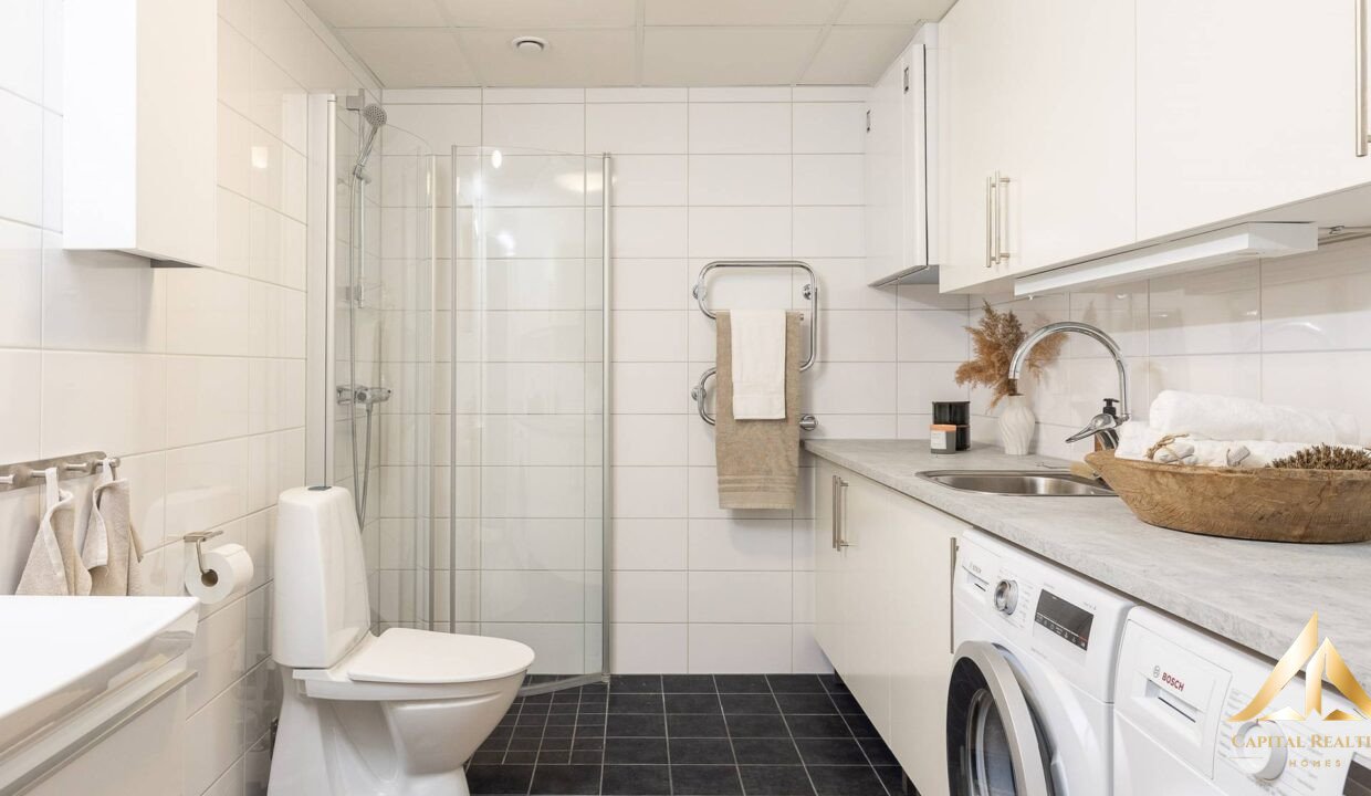 8d3b76ae5b6d9d9f483fd9cf8b4146f7