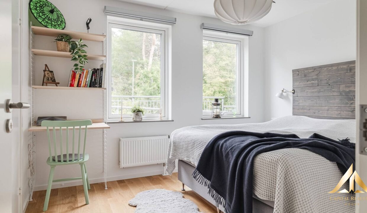 8dc99175fc13106618acb2a60001db0c