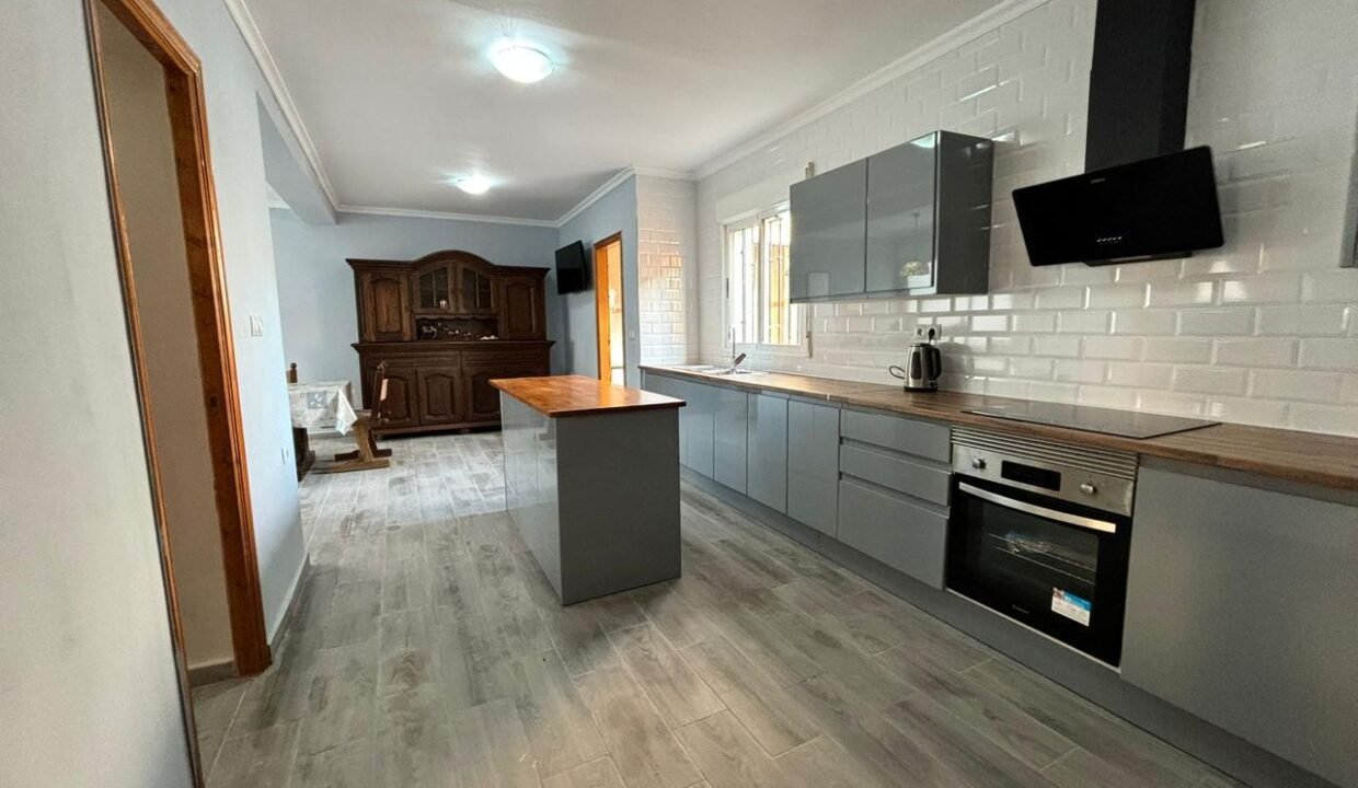 8fFenAx8_p9K_1736437878-fullHD